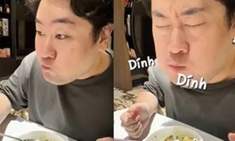 Khách Hàn không ngờ trước cách ăn chuối của người Việt Nam