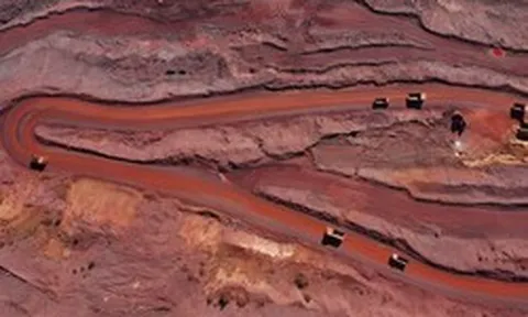 Sau vàng và bạc, một mặt hàng cực quan trọng bị bán tháo - giá lao dốc không phanh