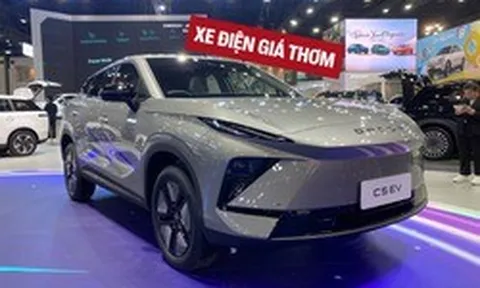Omoda C5 EV 2026 trình làng: 211 mã lực, màn 24,6inch, 30 phút cắm điện là có thể chạy Hà Nội - Sầm Sơn rồi trở về mới cần sạc