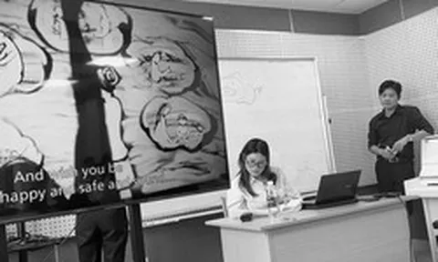 Sinh viên Nguyễn Văn Chung thi giữa kỳ, phải đóng vai thầy giáo dạy bài hát của nhạc sĩ Nguyễn Văn Chung