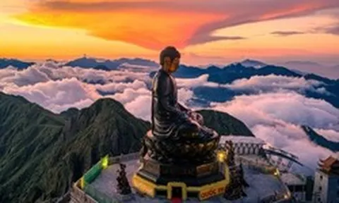 Đại tượng 50 tấn đồng nguyên khối do người Việt dựng lên giữa đỉnh núi băng giá, chính thức xác lập kỷ lục kỳ vĩ nhất châu Á