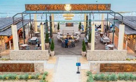 Một buổi chiều hoà nhịp sống biển ở Quy Nhơn: Hoá ra Việt Nam mình đẹp, "chill" đến thế!