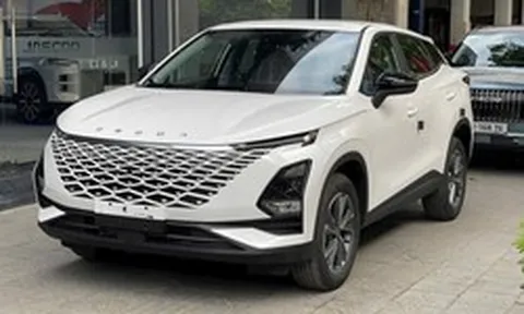 ‘Tất tay’ giành thị phần: Jaecoo J7 giảm thẳng 70 triệu đồng, quyết đấu xe Nhật bằng gói nuôi xe miễn phí gần một thập kỷ