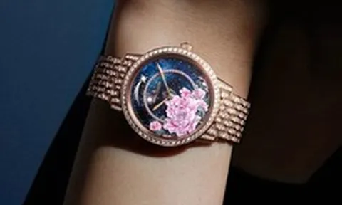 Thương hiệu đồng hồ cao cấp hàng đầu của Thụy Sỹ tung tuyệt tác mang cả vũ trụ lên cổ tay phái đẹp