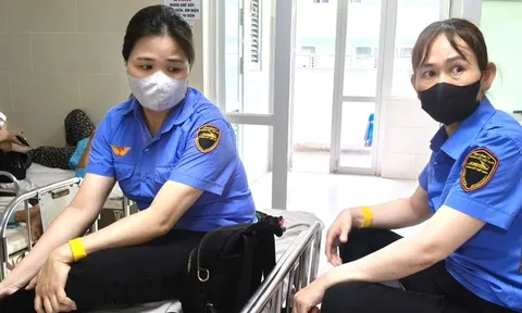 Kéo vào góc khuất và bị đánh liên tiếp: Giây phút ám ảnh của nữ nhân viên gác chắn đường sắt