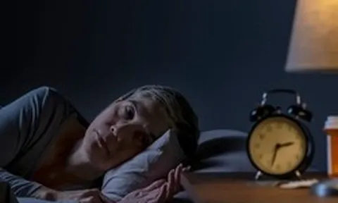 Vì sao bạn thường tỉnh giấc lúc 3 giờ sáng với cảm giác lo lắng?