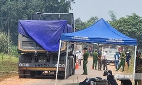 Sau vụ tai nạn khiến cô giáo tử vong, CSGT xử lý hàng loạt xe tải chở đất trên Tỉnh lộ 516