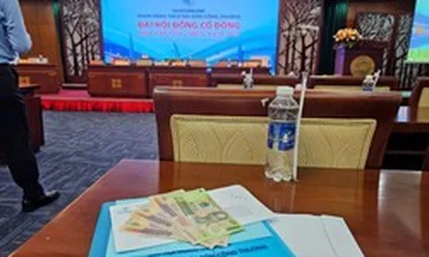 Không phải MB, đây mới là ngân hàng tặng nhiều tiền nhất cho cổ đông tham dự đại hội những năm trước