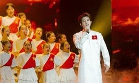 Nam ca sĩ 10X hát “Còn gì đẹp hơn” tại sân khấu Cống hiến áp lực khi hát “hit quốc dân” giữa dàn nghệ sĩ gạo cội