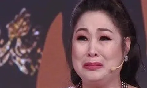 "Chị Hồng Vân đang ở Mỹ, gọi về cho tôi ngay trong đêm"