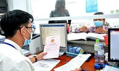 Thuế Hà Nội lưu ý người dân khi nộp tiền chuyển đổi đất: Qua mốc này sẽ không được xử lý