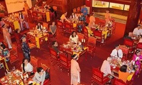 Có gì trong "bữa tiệc vua" với giá 1,7 triệu đồng/người?