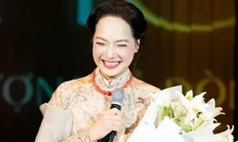 Nữ NSND có hôn nhân viên mãn hơn 30 năm, nhưng chưa một lần mặc váy cưới