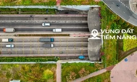 Khối bê tông nặng hơn 100.000 tấn xuyên qua lòng sông Sài Gòn, mỗi ngày ‘gánh’ hơn 300.000 ô tô, xe máy