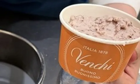 Thứ vỏ nhiều người Việt vứt đi bỗng đắt ngang vàng ròng, đang "xâm chiếm" menu các quán cafe xa xỉ