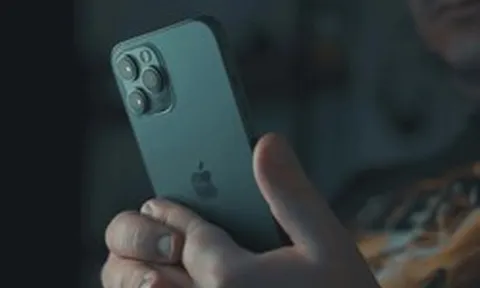 Tôi cứ nghĩ mua iPhone Pro mới là "sang chảnh nhất" để rồi vỡ mộng nhận ra nó không như mình tưởng tượng