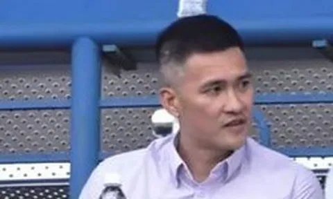 Công Vinh có động thái gây chú ý