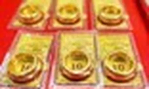 Giá vàng miếng SJC thấp nhất tuần, chênh lệch kỷ lục thu hẹp