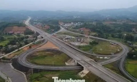 Cao tốc Tuyên Quang - Hà Giang hơn 100 km đang hình thành ra sao?