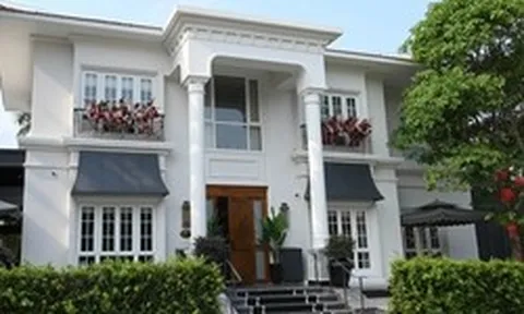 Mỹ nhân Việt sinh 2 con trai cho chồng đại gia: 47 tuổi vẫn trẻ đẹp như thiếu nữ, sống đời "nữ hoàng" trong biệt thự 200 tỷ