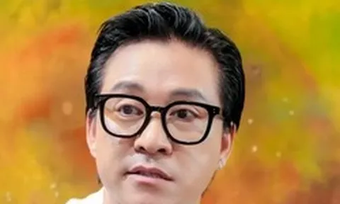 Tuấn Hưng dừng show ở ban công nhà riêng