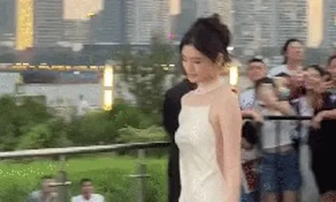 Mỹ nhân showbiz làm dâu gia tộc nghìn tỷ: U40 vẫn đẹp xuất sắc, không ai nghĩ cô ấy là mẹ 2 con