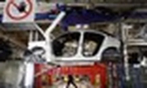 Trung Quốc mượn sức phương Tây bá chủ xe điện, hồi sinh loạt dây chuyền sản xuất 'ma' của Volkswagen, Stellantis để xây siêu nhà máy