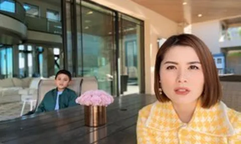 Nam ca sĩ đình đám một thời đi bán cà phê ở tuổi 50 tại TP.HCM, vợ cũ đại gia có động thái đáng chú ý