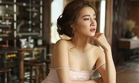 Nhã Phương thông báo khẩn