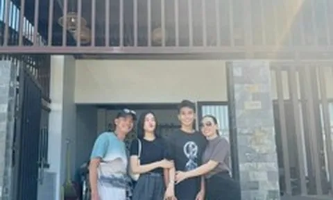 Mỹ nhân showbiz 23 tuổi "báo hiếu" bố mẹ bằng căn nhà tiền tỷ, góc nào cũng sang xịn và có gu