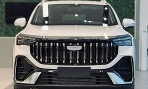Geely Okavango: Kẻ thách thức phân khúc D-SUV