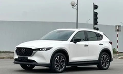 Giá Mazda CX-5 chạm đáy