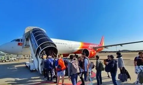 Tin vui cho ai đi Vietjet: Cực dễ để mua vé máy bay "0 đồng"