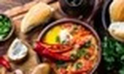 Tưởng đồ cay là "kẻ thù số 1" của dạ dày, ai ngờ 2 thực phẩm quen mặt này mới thực sự đáng sợ