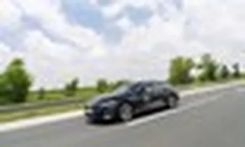 Cận cảnh Audi A6 S Line 2026: Đột phá công nghệ hiển thị và không gian số hóa
