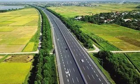 Chậm tiến độ trạm dừng nghỉ cao tốc, nhà đầu tư phải chịu trách nhiệm
