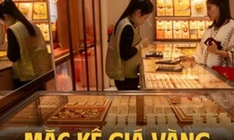 Những người mua vàng nhưng KHÔNG QUAN TÂM GIÁ VÀNG