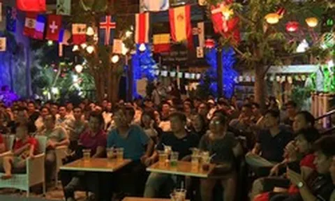 Quán cà phê, nhà hàng hay khách sạn trình chiếu FIFA World Cup 2026™ có vi phạm bản quyền hay không?
