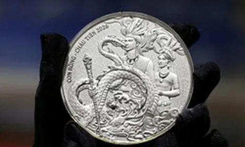 Giá bạc bật tăng hơn 3 triệu đồng/thỏi