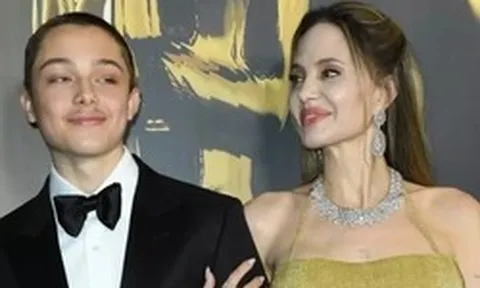 Người con thứ 5 bỏ họ Brad Pitt, chỉ còn lại Pax Thiên