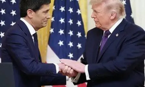 Ông Trump: Fed sẽ sai lầm nếu tăng lãi suất