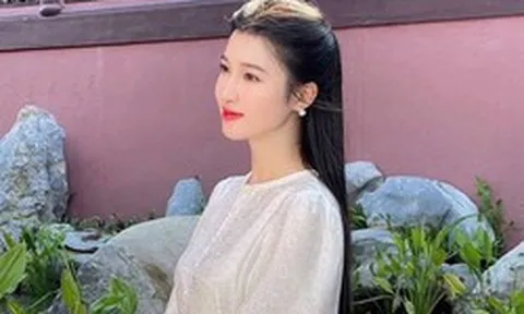 Rầm rộ hình ảnh mới nhất của Á hậu Phương Nhi