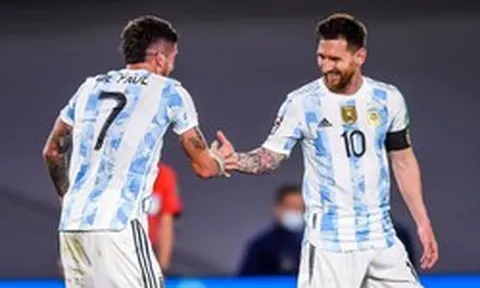 Chân dung "vệ sĩ cứng" của Messi: Trai đẹp Top 1 World Cup 2026 vừa tạo khoảnh khắc không tưởng giúp El Pulga ghi bàn
