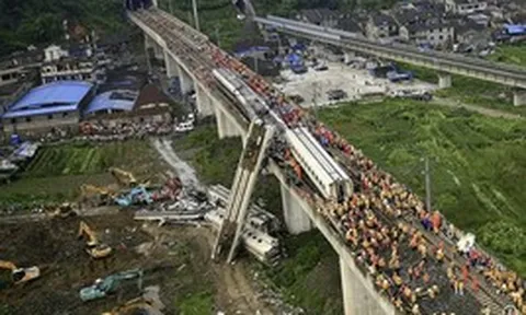Tham vọng như phim viễn tưởng của Trung Quốc: Đưa ‘bộ não’ mạng lưới đường sắt lớn nhất thế giới ‘treo lơ lửng’ trên không, vận hành bất kể thiên tai, khả thi đến đâu?