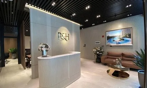 R&H Group bị "tuýt còi" vì sử dụng vốn trái phiếu