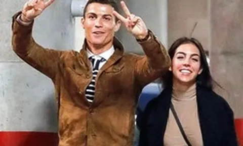 Từ nhân viên bán hàng thành vợ Ronaldo: Điều thay đổi cuộc đời không chỉ là CR7