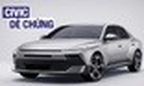 Hyundai Elantra đời mới ra mắt: Thiết kế dễ gây tranh cãi, nội thất gây ‘wow’ với màn khủng, tích hợp AI, nâng cấp ADAS cạnh tranh Civic, Mazda3