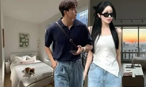 Vợ chồng 22 tuổi tự mua căn hộ 4 phòng ngủ giá 11,3 tỷ đồng: Bố mẹ “bao nuôi” 1 năm chứ không cho đồng nào