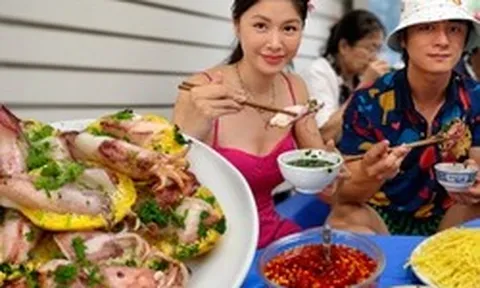 Cả gia đình hotmom Thủy Anh mê tít món bánh "nhỏ mà có võ" này khi du lịch Nha Trang: Ai đi biển cũng phải thử ít nhất một lần!