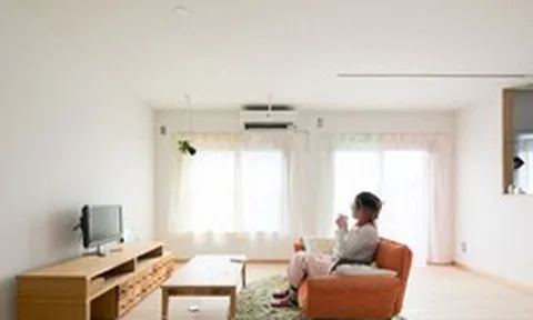 33 tuổi đã mua 3 căn hộ nhờ sống tối giản: Người phụ nữ ở trong căn hộ 48m², chỉ giữ 21 bộ quần áo để sớm đạt tự do tài chính